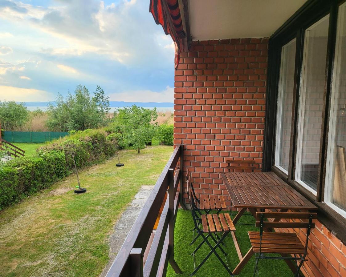 Balatonic Apartman Zamárdi Exterior foto