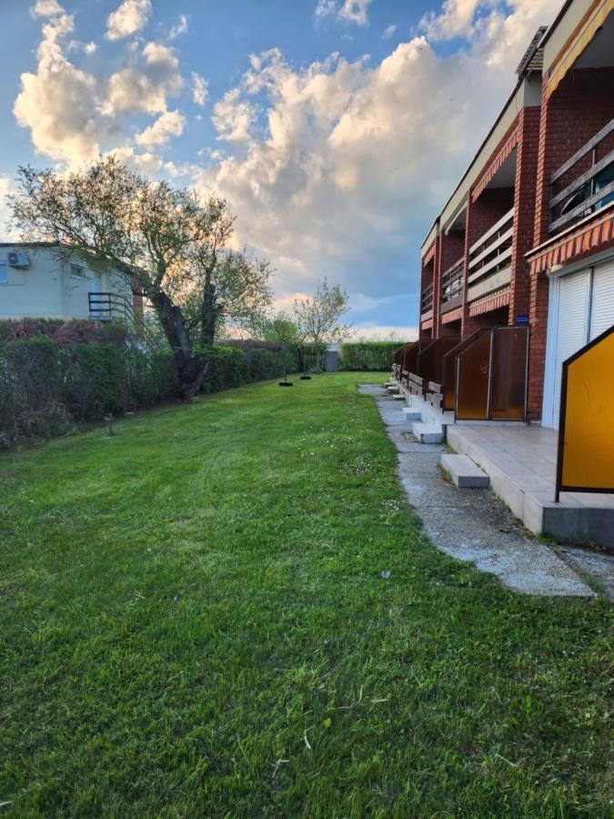 Balatonic Apartman Zamárdi Exterior foto